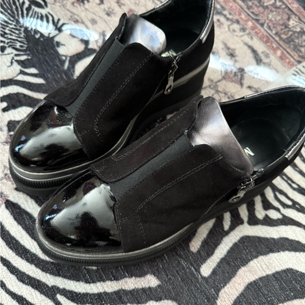 Stylish Black women’s shoes